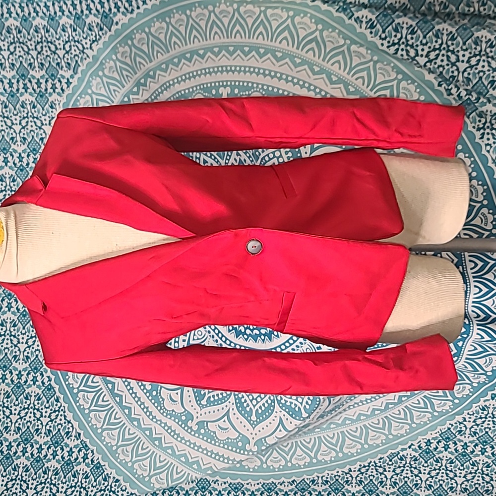 Mng basics red jacket